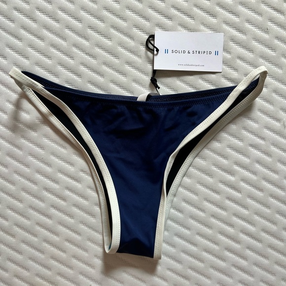 SOLID & STRIPED Other - NWT Solid & Striped Navy Bottoms